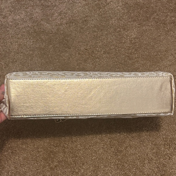 Stylish Insulated Wine bag - Picture 3 of 4